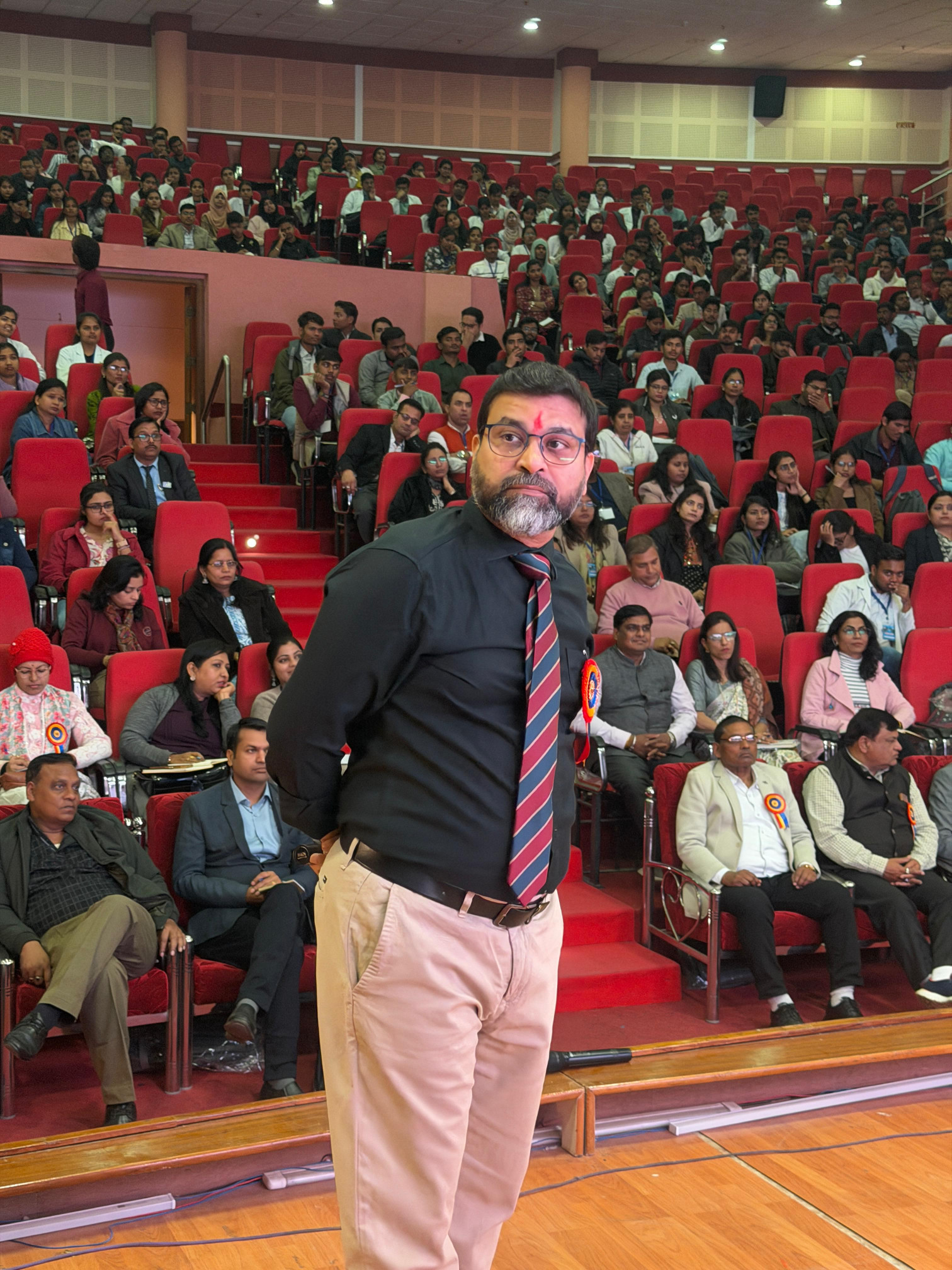 "Dr. Sunil Mishra Awarded the Life Time Achievement Award" two-day national homeopathic seminar was held in Jabalpur!!