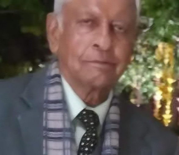 Profile of Dr. Anand Kumar Tiwari